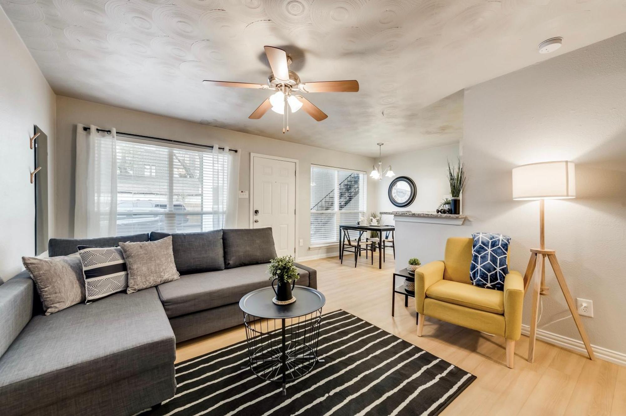 Insta-Worthy Flat And Arboretum Tickets Included Dallas Exterior foto